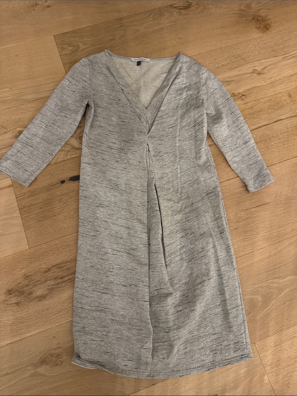 Light Gray V-Neck Long Sleeve Maternity Dress